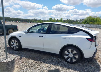 2021 Tesla Model Y Long Range Dual Motor All-wheel Drive, daño Lateral derecho, Iaai lote 44832013, foto 14 de 16