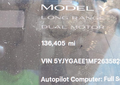 2021 Tesla Model Y Long Range Dual Motor All-wheel Drive, daño Lateral derecho, Iaai lote 44832013, foto 15 de 16