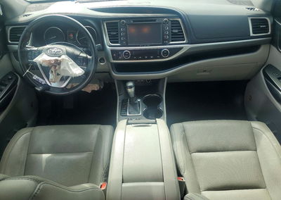 2019 Toyota Highlander Limited Platinum, Front End damage, Copart lot 51248326, photo 8 of 14