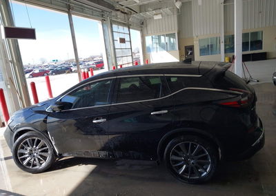 2021 Nissan Murano Sv Intelligent Awd, daño Left & Right Side, Iaai lote 44644091, foto 14 de 19