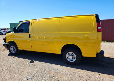 2019 Chevrolet Express G2500, uszkodzenie: Przód, Copart lot 57126696, zdjęcie 2 z 14