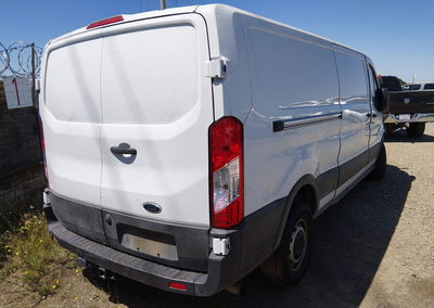 2021 Ford Transit-250, пошкодження: Передня частина, Iaai лот 45092735, фото 4 з 16