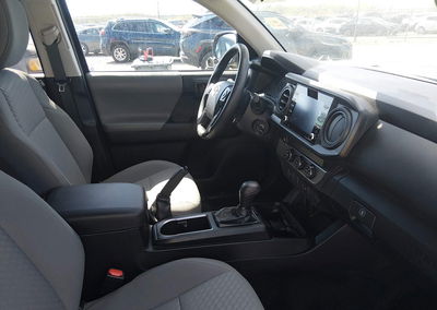 2023 Toyota Tacoma Sr, daño Lateral izquierdo, Iaai lote 44879823, foto 5 de 16