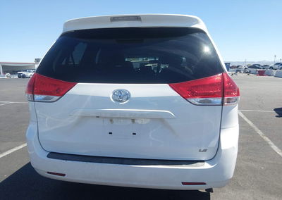 2012 Toyota Sienna Le V6 8 Passenger, daño Normal Wear & Tear, Iaai lote 45343733, foto 16 de 16