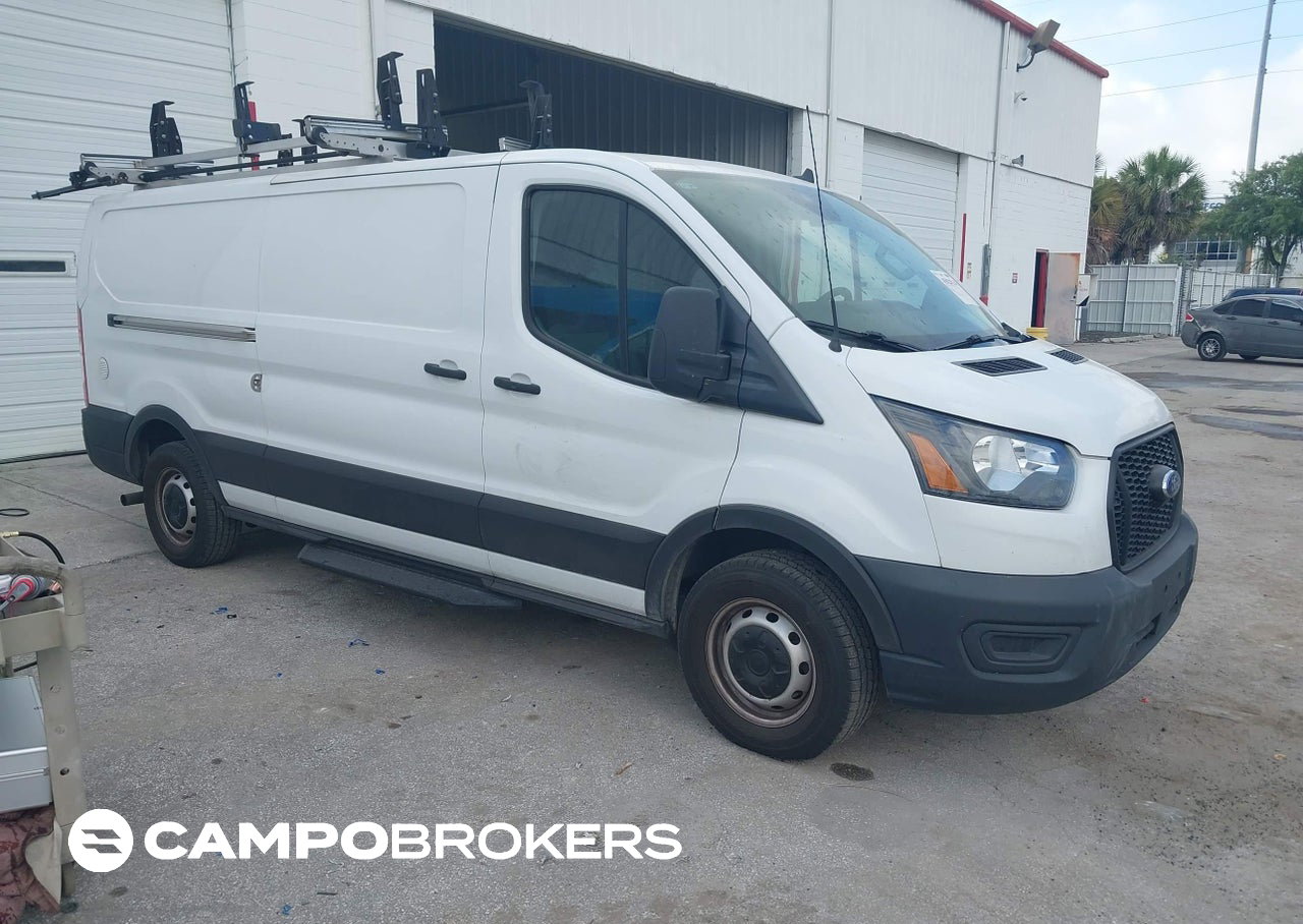 2023 Ford Transit-150, Rear damage, Iaai lot 45020114