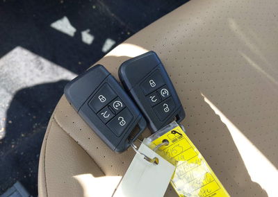 2019 Volkswagen Jetta 1.4t Sel, daño Frontal derecho, Iaai lote 45074542, foto 11 de 16