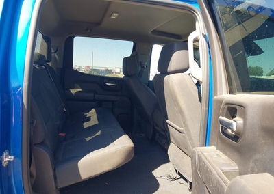 2022 Chevrolet Silverado 1500 2wd  Short Bed Custom, daño Generalizado, Iaai lote 44635847, foto 8 de 20