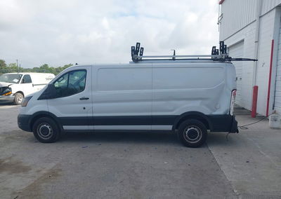 2023 Ford Transit-150, Rear damage, Iaai lot 45020114, photo 14 of 16