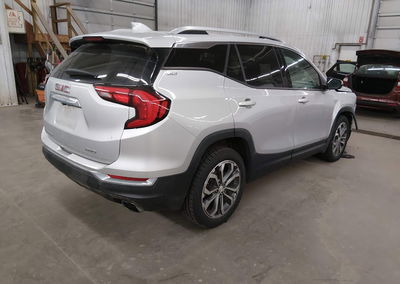 2019 Gmc Terrain Slt, daño Frontal derecho, Iaai lote 45073071, foto 4 de 17