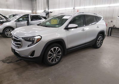 2019 Gmc Terrain Slt, daño Frontal derecho, Iaai lote 45073071, foto 2 de 17