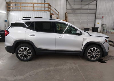 2019 Gmc Terrain Slt, daño Frontal derecho, Iaai lote 45073071, foto 14 de 17