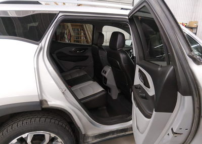 2019 Gmc Terrain Slt, daño Frontal derecho, Iaai lote 45073071, foto 8 de 17
