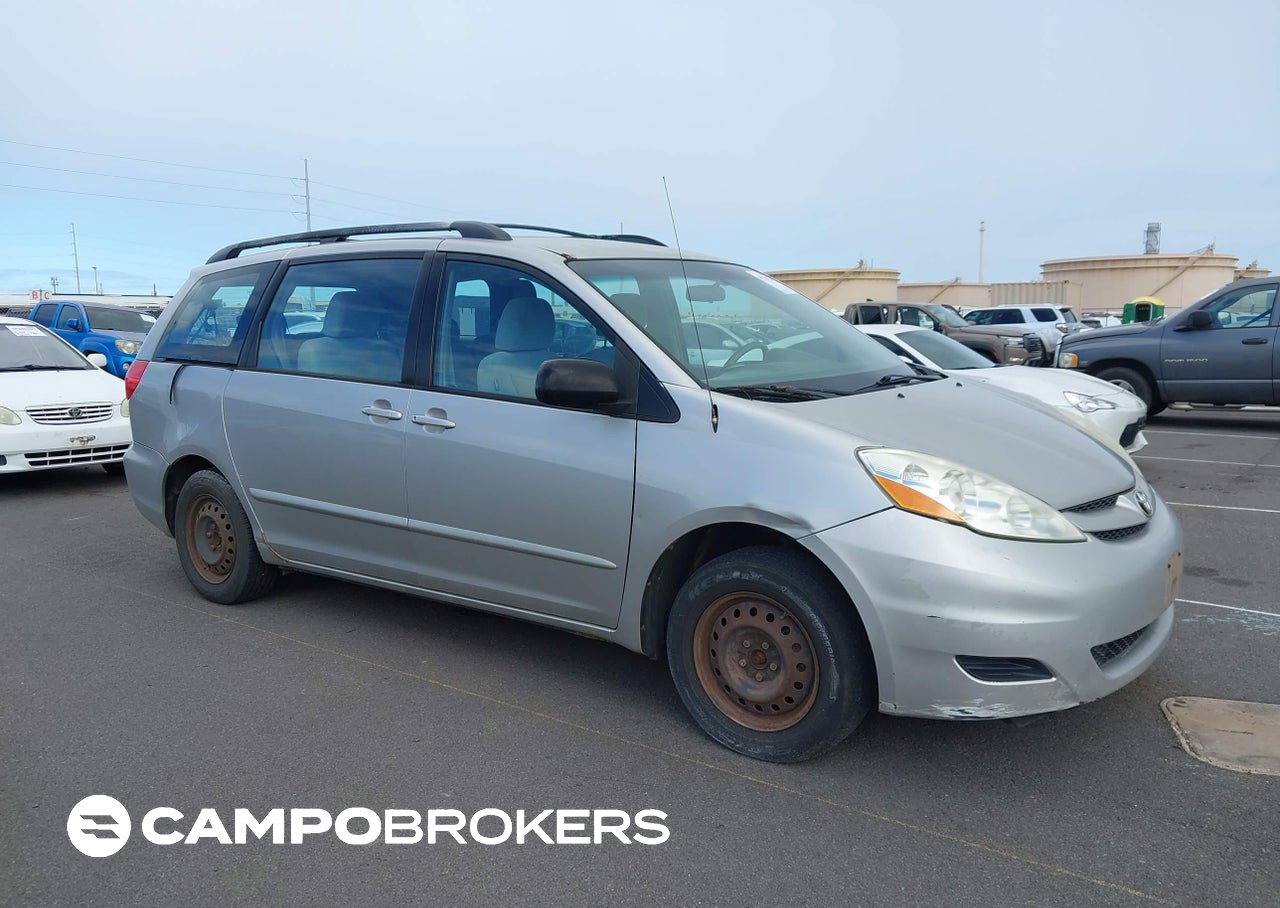 2009 Toyota Sienna Le, daño Normal Wear & Tear, Iaai lote 45251724