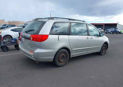 2009 Toyota Sienna Le, daño Normal Wear & Tear, Iaai lote 45251724, foto 4 de 11