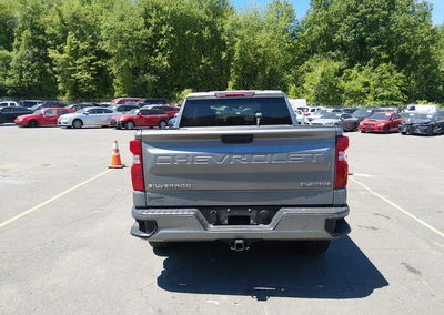 2024 Chevrolet Silverado 1500 4wd  Standard Bed Custom, Left Side damage, Iaai lot 45286110, photo 17 of 17