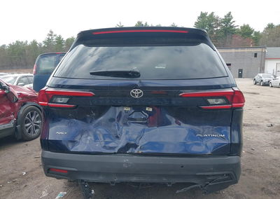 2025 Toyota Grand Highlander Platinum, пошкодження: Задня частина, Iaai лот 44860856, фото 17 з 20