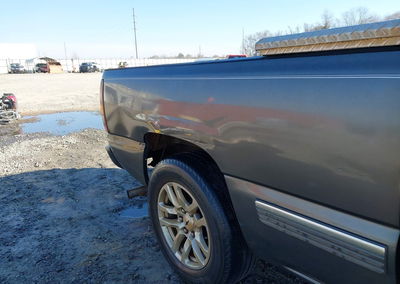 2001 Chevrolet Silverado 1500 Ls, daño Trasero derecho, Iaai lote 44277343, foto 6 de 11