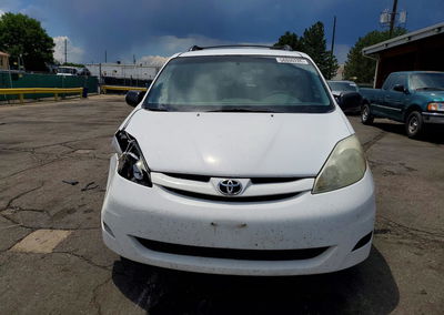 2009 Toyota Sienna Le 8-passenger, daño Frontal, Copart lote 58800286, foto 5 de 13