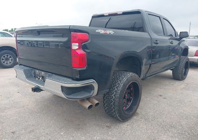 2020 Chevrolet Silverado 1500 4wd  Short Bed Lt, Right Front damage, Iaai lot 44961097, photo 4 of 17