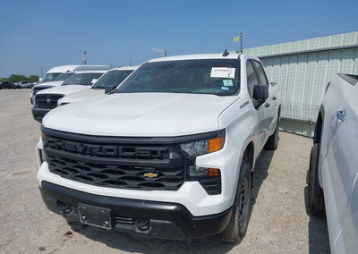 2024 Chevrolet Silverado 1500 4wd  Short Bed Wt, daño Frontal derecho, Iaai lote 45448093, foto 2 de 16