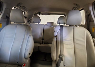 2014 Toyota Sienna, daño Lateral, Copart lote 56153286, foto 10 de 13