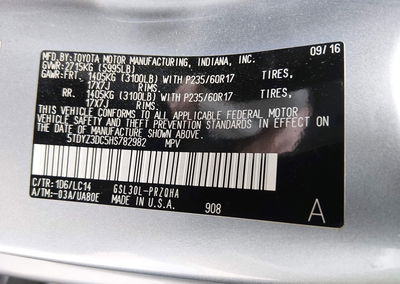 2017 Toyota Sienna Xle 8 Passenger, Front End damage, Iaai lot 45201997, photo 9 of 16