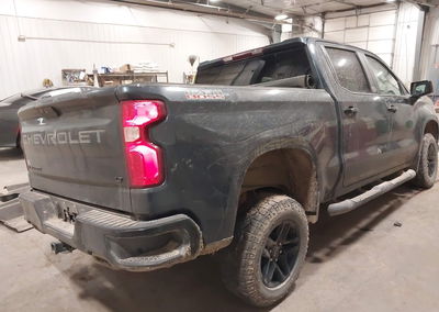 2020 Chevrolet Silverado 1500 4wd  Short Bed Lt Trail Boss, daño Frontal izquierdo, Iaai lote 44753558, foto 4 de 17