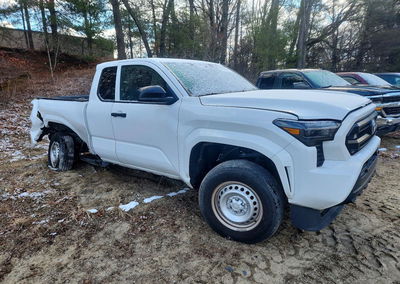2025 Toyota Tacoma Sr, uszkodzenie: Bok, Copart lot 79040945, zdjęcie 4 z 12
