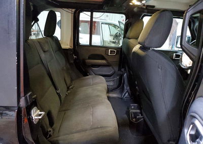 2019 Jeep Wrangler Unlimited Sahara, daño Frontal, Copart lote 54519116, foto 11 de 15