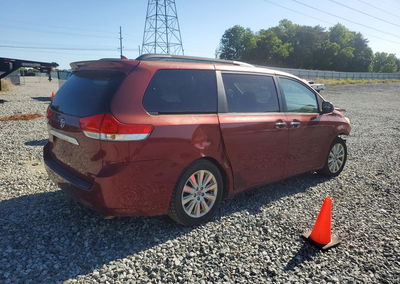 2012 Toyota Sienna Limited 7-passenger, uszkodzenie: Przód, Copart lot 53256216, zdjęcie 3 z 15