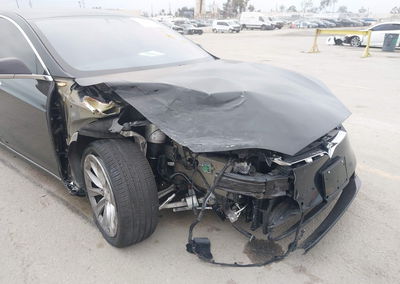 2020 Tesla Model S Long Range Dual Motor All-wheel Drive/long Range Plus Dual Motor All-wheel Drive, daño Frontal derecho,
