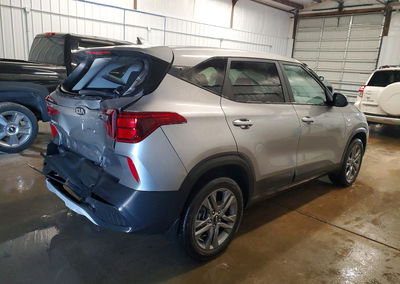 2021 Kia Seltos Lx, uszkodzenie: Tył, Copart lot 49231636, zdjęcie 3 z 15