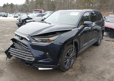 2025 Toyota Grand Highlander Hybrid Platinum Max, Front End damage, Iaai lot 44418947, photo 2 of 17
