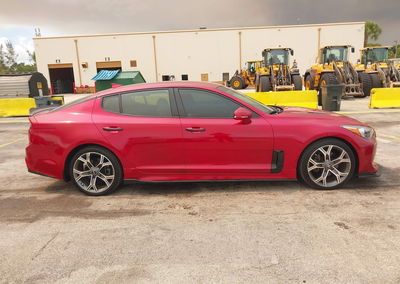 2019 Kia Stinger, daño Normal Wear & Tear, Iaai lote 45409402, foto 13 de 16