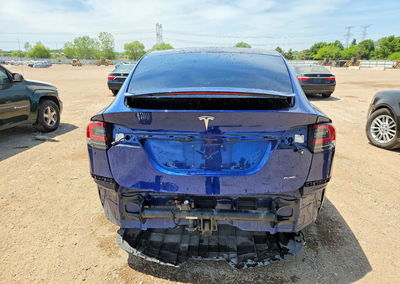 2022 Tesla Model X, daño Trasero, Copart lote 54498356, foto 6 de 14