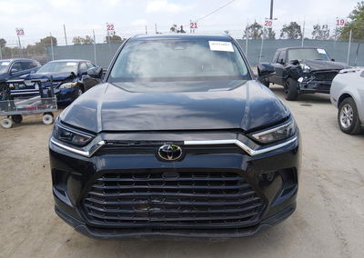 2026 Toyota Grand Highlander Hybrid Xle, пошкодження: Передня частина, Iaai лот 45523803, фото 12 з 16
