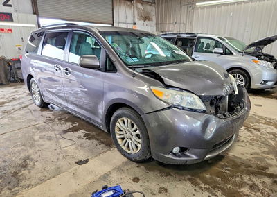 2011 Toyota Sienna Xle 8-passenger, Front End damage, Copart lot 55891846, photo 4 of 14