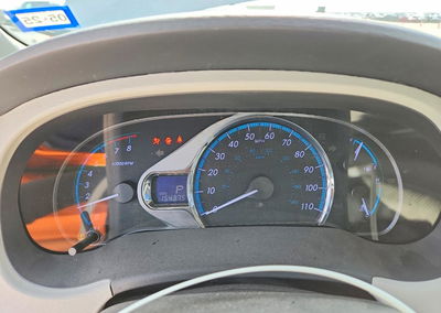2011 Toyota Sienna Xle 8-passenger, Undercarriage damage, Copart lot 55398916, photo 9 of 13
