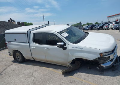 2019 Chevrolet Silverado 1500 Lt, daño Frontal derecho, Iaai lote 45092745, foto 12 de 15