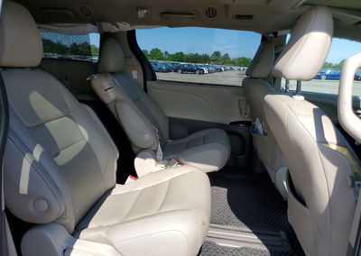 2020 Toyota Sienna Xle Premium 8-passenger, Front End damage, Copart lot 53019486, photo 11 of 15