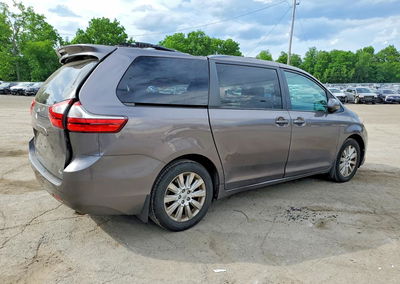 2015 Toyota All Models Sienna, Side damage, Copart lot 57293596, photo 3 of 15