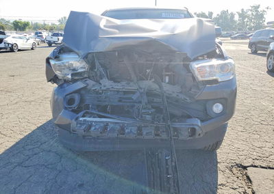 2021 Toyota Tacoma Sr5, daño Frontal, Copart lote 52875326, foto 5 de 13
