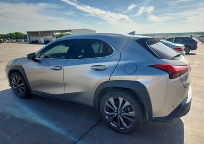 2019 Lexus Ux 200, daño Granizo, Copart lote 52386596, foto 2 de 15