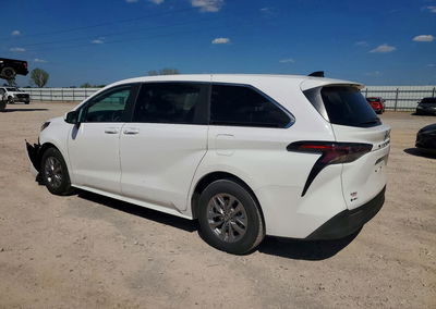 2025 Toyota Sienna Le 8-passenger, Front End damage, Copart lot 49116886, photo 2 of 13