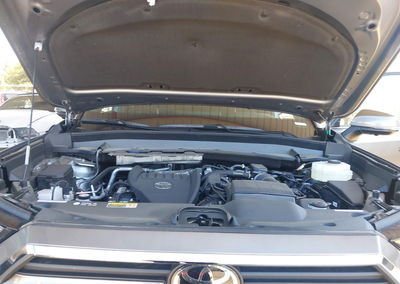 2026 Toyota Grand Highlander Hybrid Max Platinum, uszkodzenie: Lewy bok, Iaai lot 45251645, zdjęcie 10 z 16