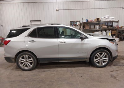 2019 Chevrolet Equinox Premier, uszkodzenie: Przód, Iaai lot 44674751, zdjęcie 13 z 16