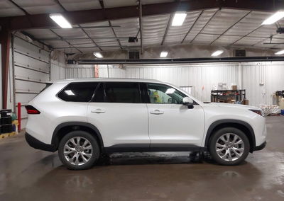 2025 Toyota Grand Highlander Hybrid Limited, Hail damage, Iaai lot 45334316, photo 13 of 17