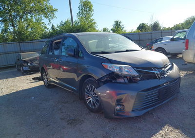 2019 Toyota Sienna Xle 8 Passenger, uszkodzenie: Przód, Iaai lot 45264151, zdjęcie 18 z 19