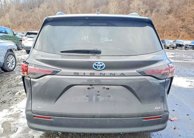 2025 Toyota Sienna Xle 8-passenger, daño Frontal, Copart lote 48802836, foto 6 de 13