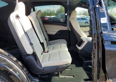 2023 Tesla Model X, uszkodzenie: Całe nadwozie, Copart lot 48358276, zdjęcie 10 z 15